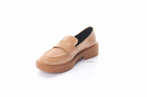 Лофера женские Jasmine 8065 (весенне-осенние, бежевый, кожа)
